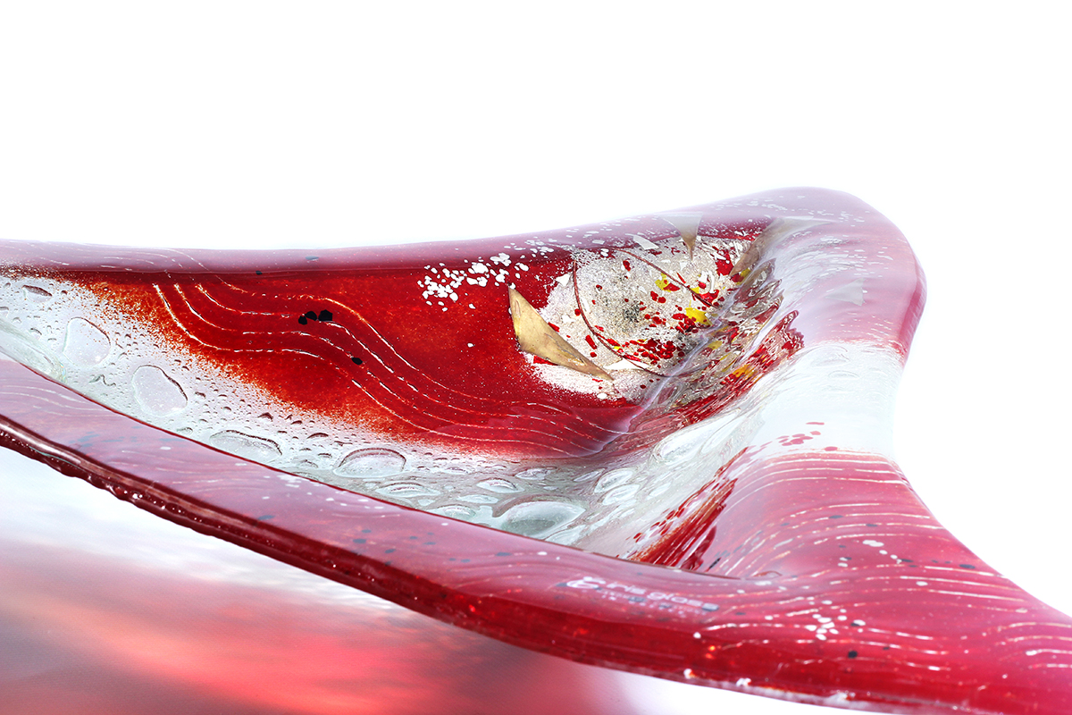 Red and white contemporary shark-fin fused glass platter from Hot Gates collection by Iris Glass
